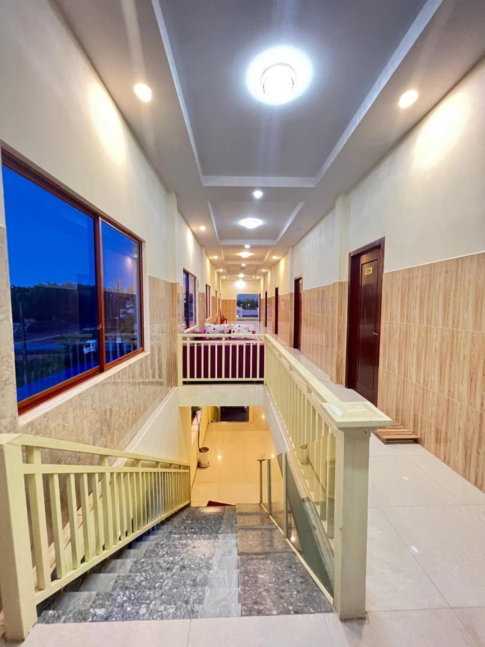 Hotel Thyda Krŏng Kaôh Kŏng Esterno foto